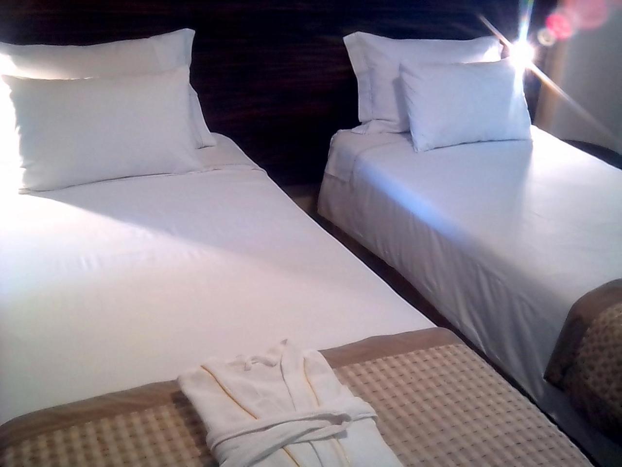Hotel La Villette Антананариву Экстерьер фото